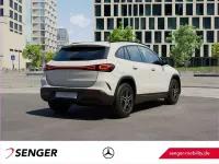 Gebraucht Mercedes EQA250+ AMG line 139 kW (190 PS) 2022 Weiß SUV