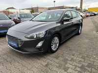 Gebraucht Ford Focus Titanium 120 PS (88 kW) 2020 Grau Kombi