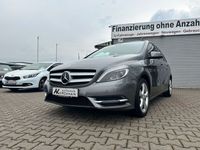 Gebraucht Mercedes B200 136 PS (100 kW) 2014 Grau Van / Kleinbus