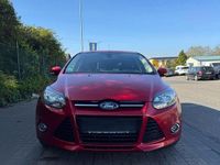Gebraucht Ford Focus 149 PS (109 kW) 2013 Rot Kombi