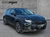 Gebraucht Fiat 600 101 PS (74 kW) 2026 Cinema schwarz SUV