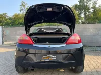 Gebraucht Opel Tigra Sport 90 PS (66 kW) 2006 Saphirschwarz mi2 Cabrio