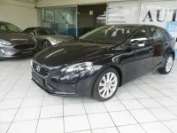 Gebraucht Volvo V40 114 PS (83 kW) 2015 Schwarz Limousine