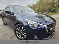 Usata Mazda 2 90 CV (66 kW) 2016 Blu Berlina