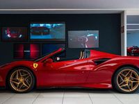 Second-hand Ferrari F8 721 CP (530 kW) 2020 Roșu Cabrio