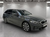 Gebraucht BMW 320 Sport Line 190 PS (139 kW) 2021 Grau Limousine