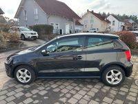 Gebraucht VW Polo Highline 90 PS (66 kW) 2015 Schwarz Kleinwagen