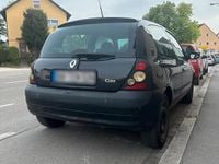 Second-hand Renault Clio 75 CP (55 kW) 2004 Negru Hatchback