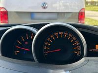 Gebraucht Toyota Verso 147 PS (108 kW) 2010 Rot Van / Kleinbus