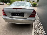 Gebraucht Mercedes E270 Avantgarde 177 PS (130 kW) 2004 Silber Limousine