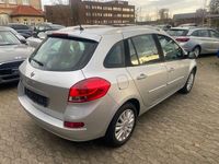 Gebraucht Renault Clio II Dynamique 75 PS (55 kW) 2011 Grau Limousine