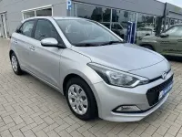 Gebraucht Hyundai i20 75 PS (55 kW) 2017 Silber Limousine