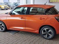 Neu Suzuki Swift Comfort+ 83 PS (61 kW) 2025 Orange Limousine