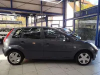 Brugt Ford Fiesta 80 HK (58 kW) 2005 Sølv Hatchback
