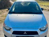 Gebraucht Mitsubishi Colt 95 PS (69 kW) 2011 Grau Kleinwagen