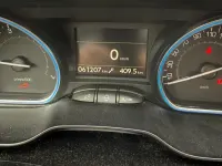 Gebraucht Peugeot 2008 131 PS (96 kW) 2019 Rot SUV