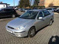 Gebraucht Ford Focus Ghia 116 PS (85 kW) 2003 Silber Limousine