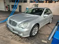 Gebraucht Mercedes C200 163 PS (119 kW) 2004 Silber Limousine