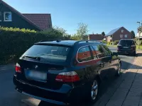 Gebraucht BMW 525 Basis 177 PS (130 kW) 2005 Blau Kombi