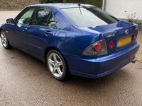 Second-hand Lexus IS200 155 CP (114 kW) 2002 Albastru Berlinǎ