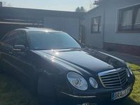 Gebraucht Mercedes E320 224 PS (164 kW) 2009 Schwarz Limousine