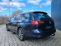 Gebraucht VW Passat Comfortline 120 PS (88 kW) 2015 Blau Kombi