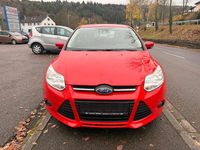 Gebraucht Ford Focus 125 PS (91 kW) 2014 Rot Limousine