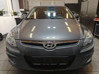 Gebraucht Hyundai i30 109 PS (80 kW) 2009 Grau Limousine