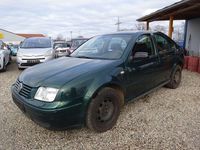 Gebraucht VW Bora Comfortline 90 PS (66 kW) 1998 Grün Limousine