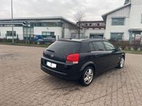 Gebraucht Opel Signum 140 PS (102 kW) 2007 Schwarz Kleinwagen