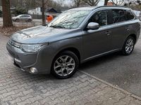 Gebraucht Mitsubishi Outlander P-HEV 181 PS (133 kW) 2014 Grau SUV