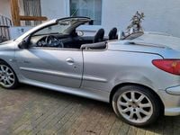 Gebraucht Peugeot 206 CC 109 PS (80 kW) 2006 Silber Cabrio