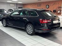 Gebraucht Skoda Superb Ambition 200 PS (147 kW) 2022 Schwarz Kombi