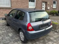 Gebraucht Renault Clio II 75 PS (55 kW) 2005 Grau Kleinwagen