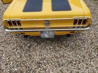 Second-hand Ford V8 1968 Galben Coupe