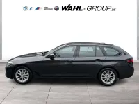 Gebraucht BMW 520 Sport Line 190 PS (139 kW) 2023 Grau Kombi
