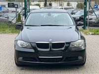 gebraucht BMW 320 d * Kombi * AHK * Navigation * Parksensoren *