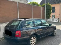 Gebraucht Audi A4 98 PS (72 kW) 1998 Blau Kombi