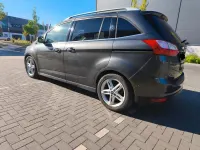 Gebraucht Ford Grand C-Max Cool & Connect 125 PS (91 kW) 2019 Grau Van / Kleinbus