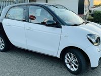 Second-hand Smart ForFour 71 CP (52 kW) 2016 Negru Hatchback