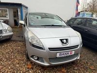 Gebraucht Peugeot 5008 120 PS (88 kW) 2013 Silber Van / Kleinbus