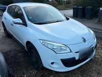 Gebraucht Renault Mégane 110 PS (80 kW) 2011 Weiß Limousine