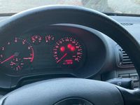 Gebraucht Audi A3 Ambiente 101 PS (74 kW) 1998 Blau Kleinwagen