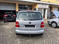 Gebraucht VW Touran 140 PS (102 kW) 2006 Silber Van / Kleinbus