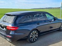 Second-hand Mercedes E250 211 CP (155 kW) 2017 Albastru Break