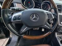 gebraucht Mercedes ML350 in sehr gutem Zustand