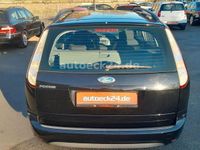 Second-hand Ford Focus Style 101 CP (74 kW) 2010 Negru Break