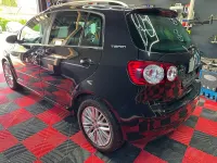 Używany VW Golf 105 KM (77 kW) 2011 Czarny Minivan