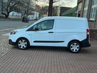 Gebraucht Ford Transit 75 PS (55 kW) 2021 Weiß Van / Kleinbus