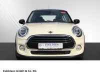 Używany Mini Cooper 136 KM (100 kW) 2019 Biały Hatchback